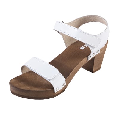 Fapapucs 25-ös akció - 35-ös méret (22,8 cm)